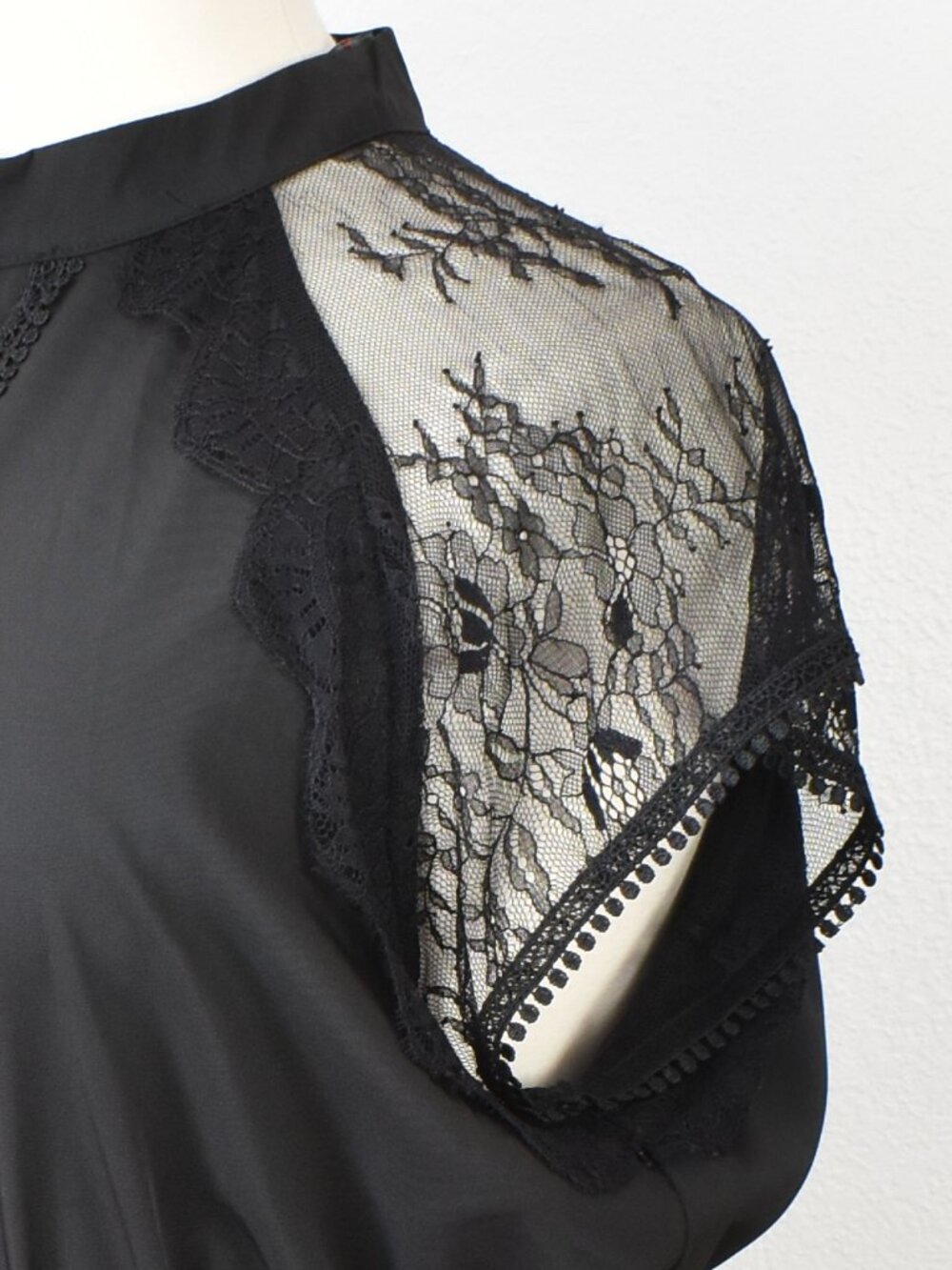 Liquorish London Black Lace Sleeve Midi Dress - 20 - Picture 10 of 11